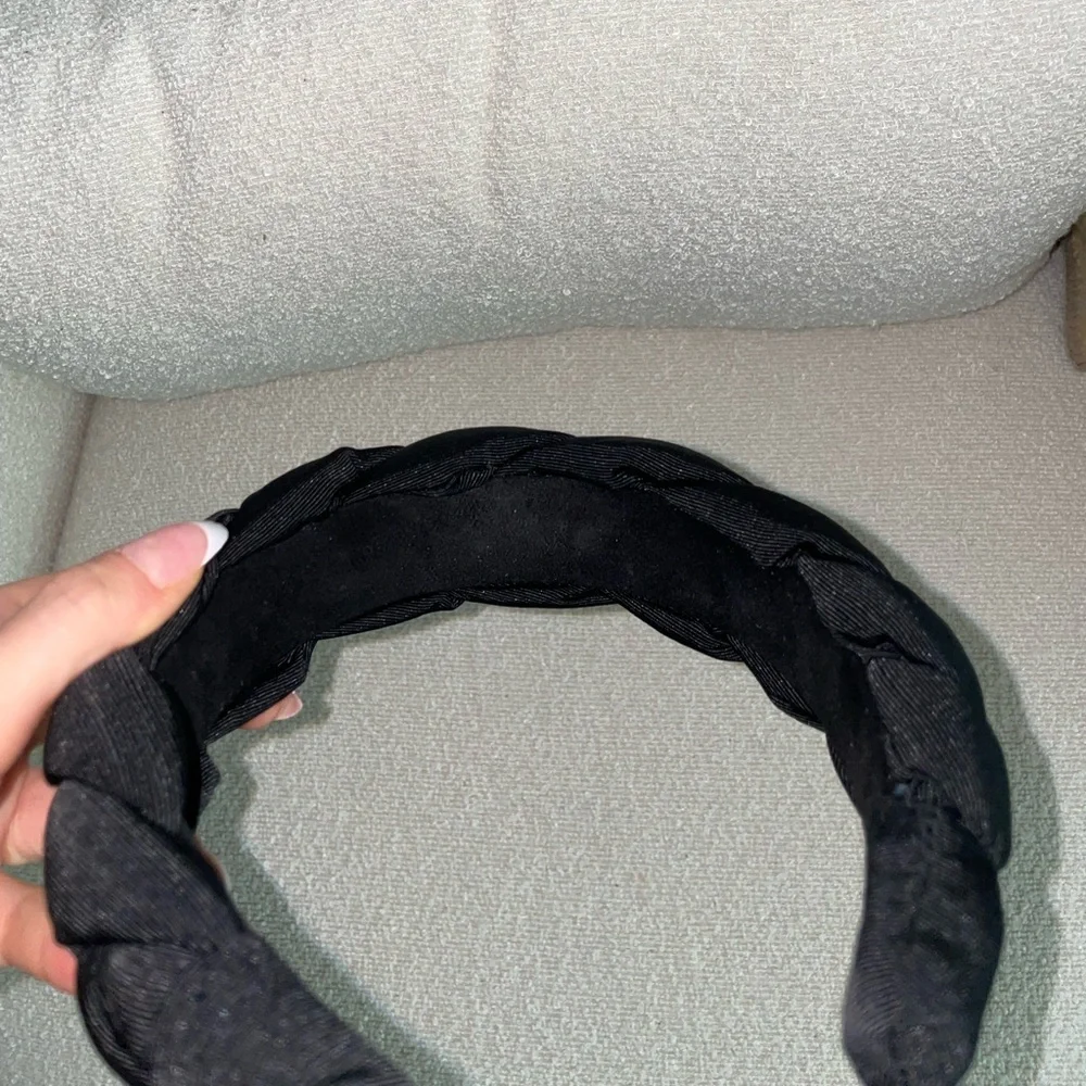 Revolve Lovers and Friends Ingrid‎ Braided Black Headband